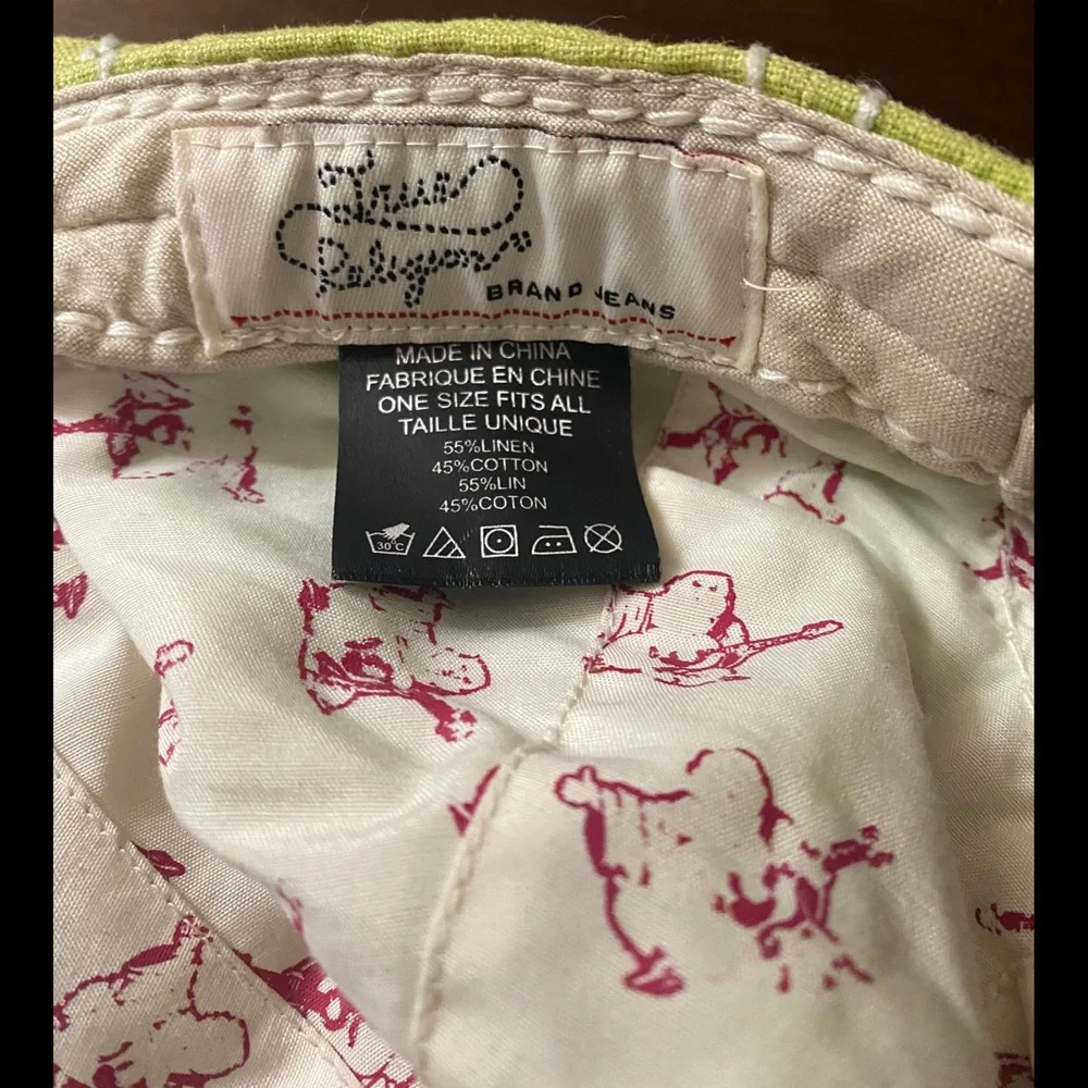 True Religion Rare Driving Hat Size OS.